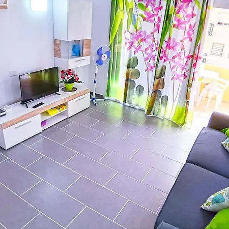 Апартаменты New And Beautiful In Cristianos, Free Wi-fi, Ocean View *