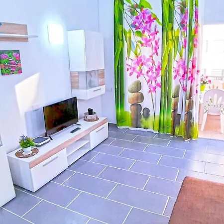 Apartment New And Beautiful In Cristianos, Free Wi-fi, Ocean View
