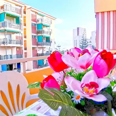 New And Beautiful In Cristianos, Free Wi-fi, Ocean View Apartment Los Cristianos (Tenerife)